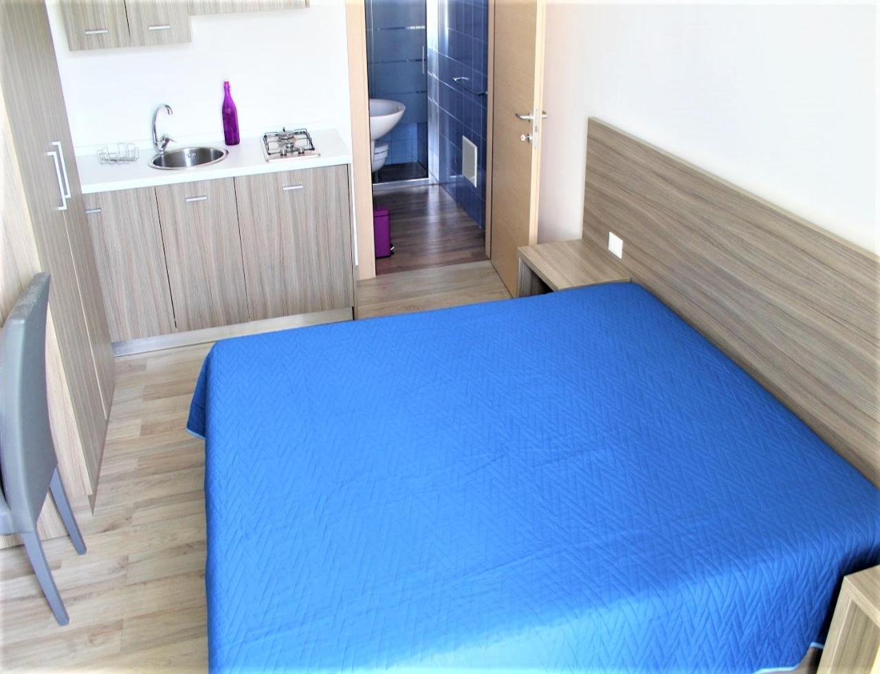 Monolocali Residence Petraroli By Salentolimit Porto Cesareo Bagian luar foto
