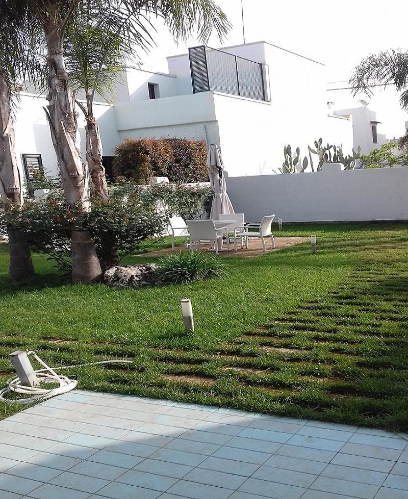 Monolocali Residence Petraroli By Salentolimit Porto Cesareo Bagian luar foto