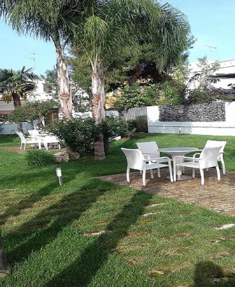 Monolocali Residence Petraroli By Salentolimit Porto Cesareo Bagian luar foto